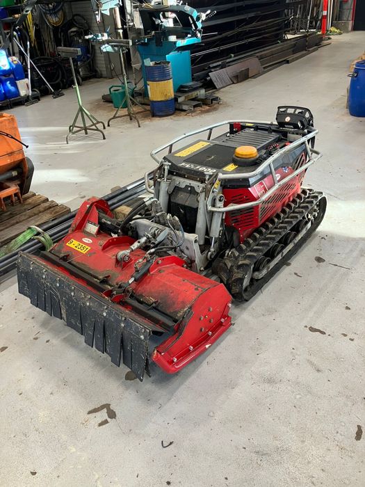 Kosiarka spalinowa terenowa Timan rc1000