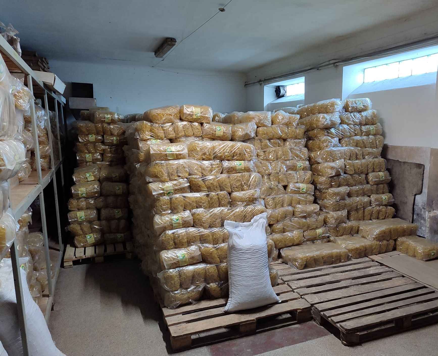 Продаж нерухомості з ділянкою на 28 соток, 550 кв. м