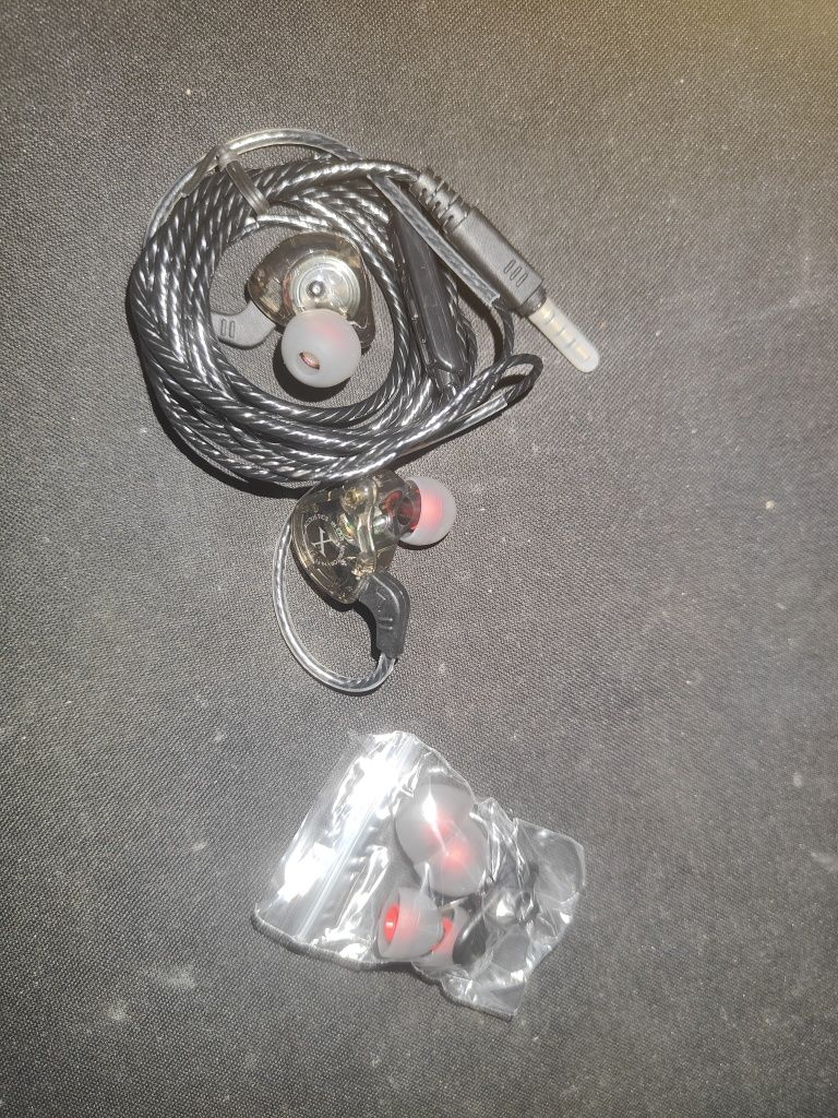 Phones de ouvido com qualidade de som elevada