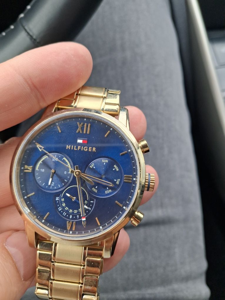 Pełny zestaw sprzedam Zegarek Tommy Hilfiger