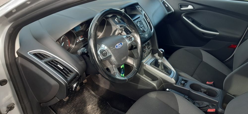 Ford Focus 1.6  120KM