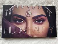 Huda Beauty Desert Dusk Palette