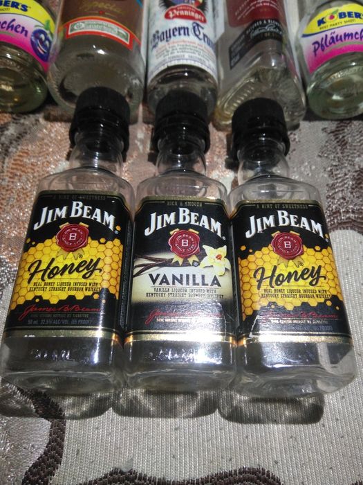 Мини-бутылочки от виски, рома, ликёра в коллекцию