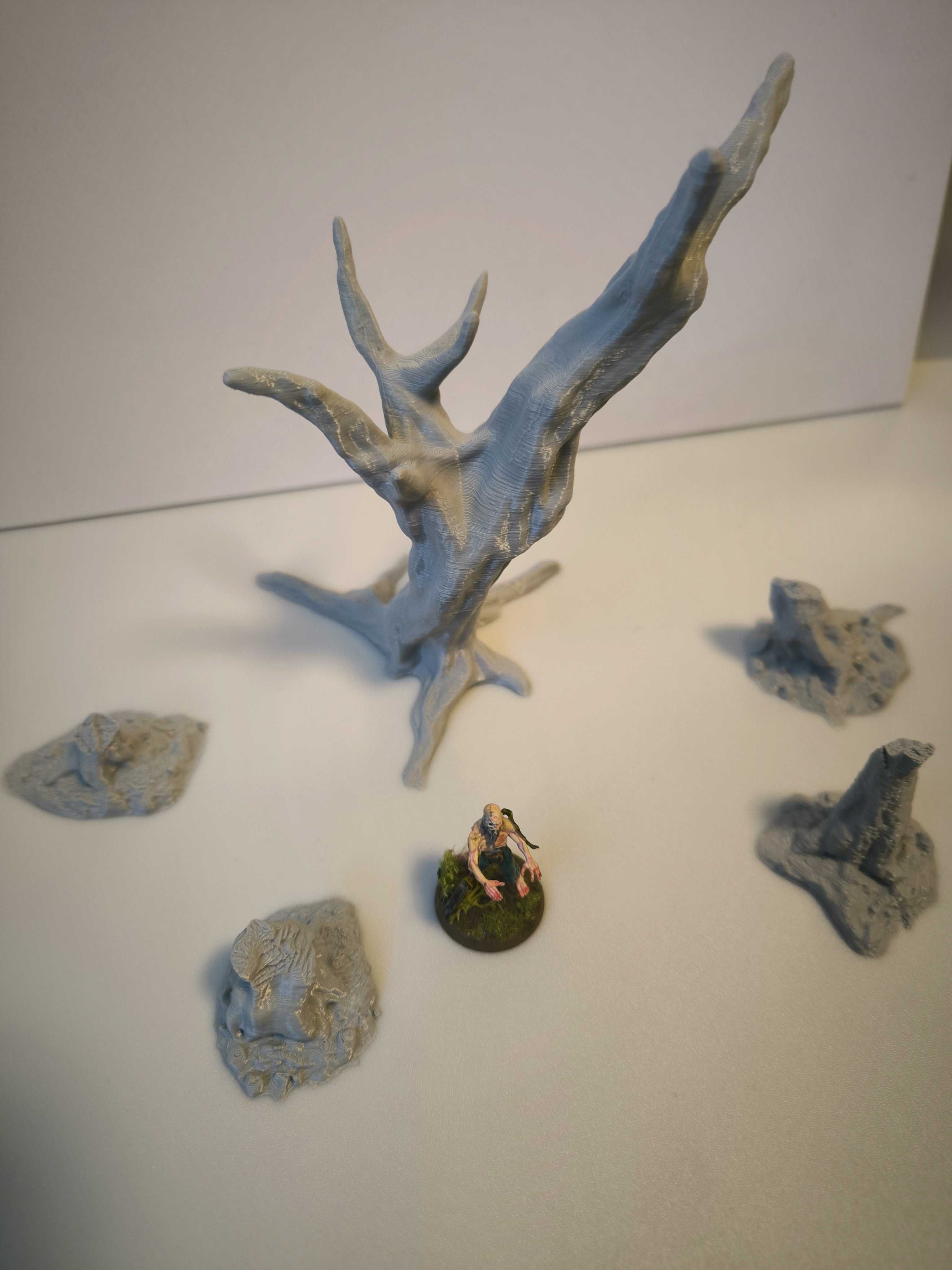 Duże martwe drzewo i 4 pnie ściętych drzew RPG D&D Diorama Makieta