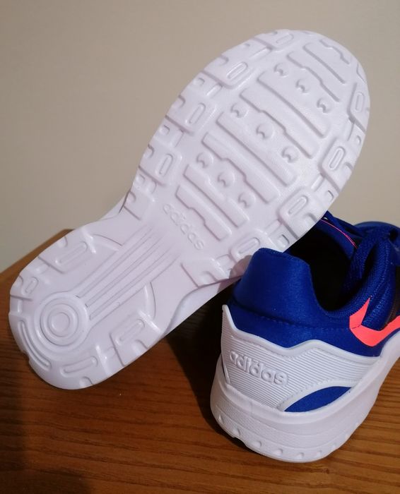 ADIDAS 38 e 2/3 (Novas, com etiqueta)