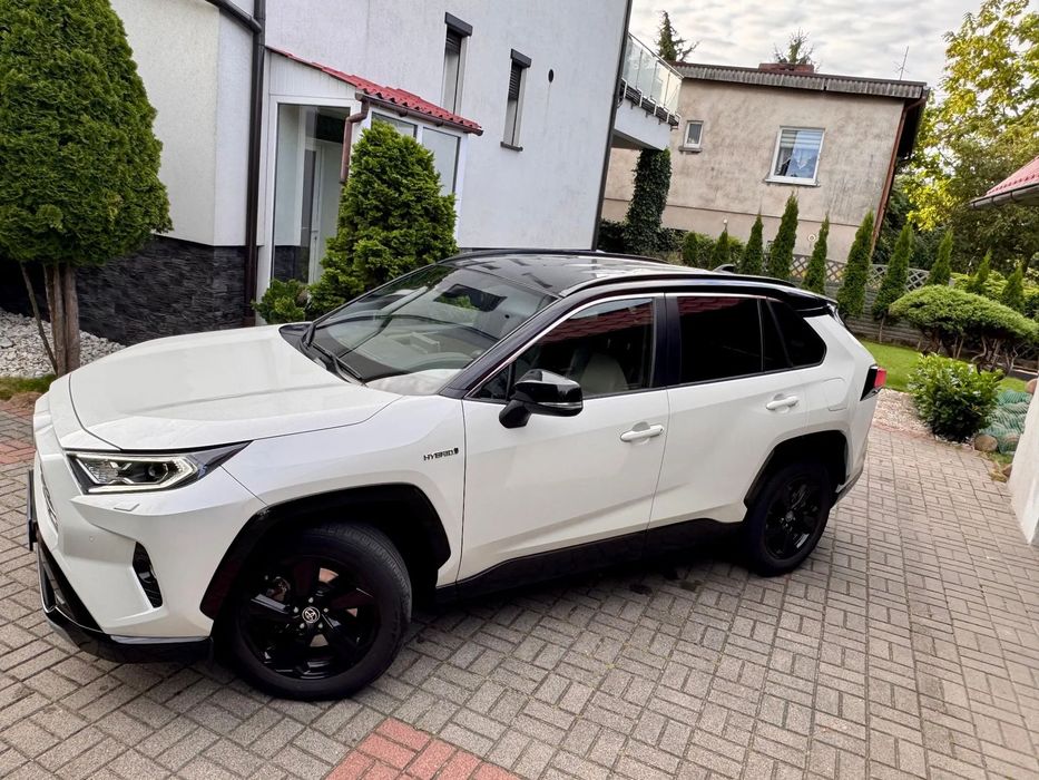 Toyota RAV4 Toyota RAV4 2.5 Hybrid FV 23% SALON POLSKA