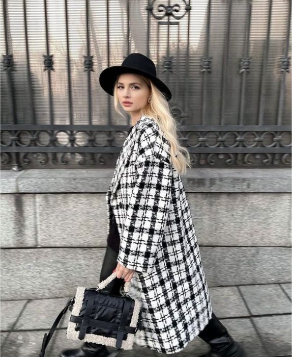 Пальто оверсайз в клітинку