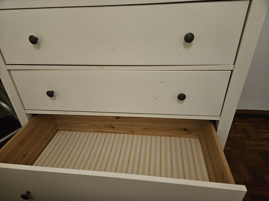 Comoda branca Ikea