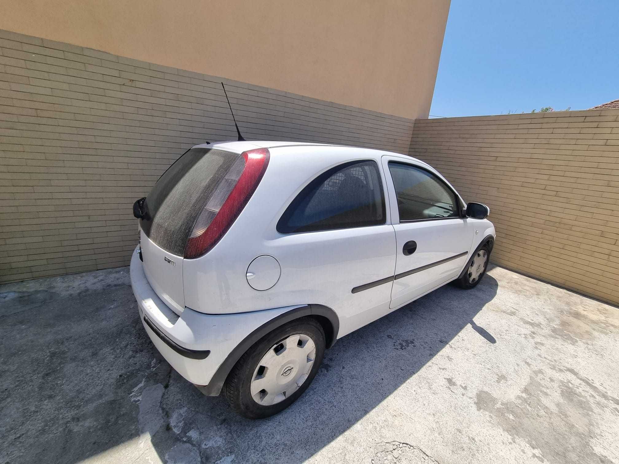 Opel corsa 1.3  Económico