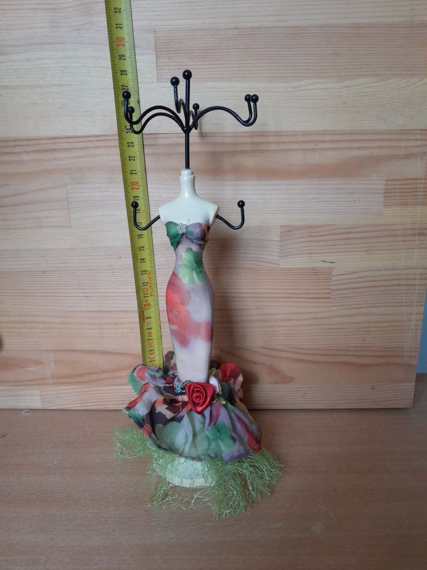 Stojak na biżuterię