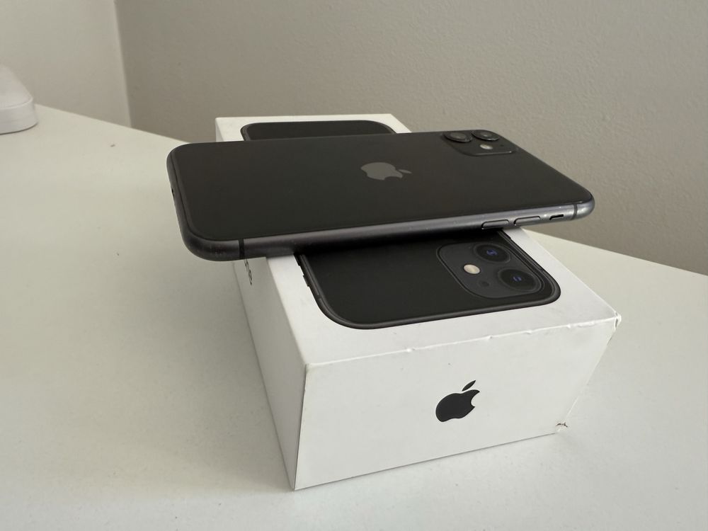 iPhone 11 64gb Black Ładny i Zadbany Bateria 100%