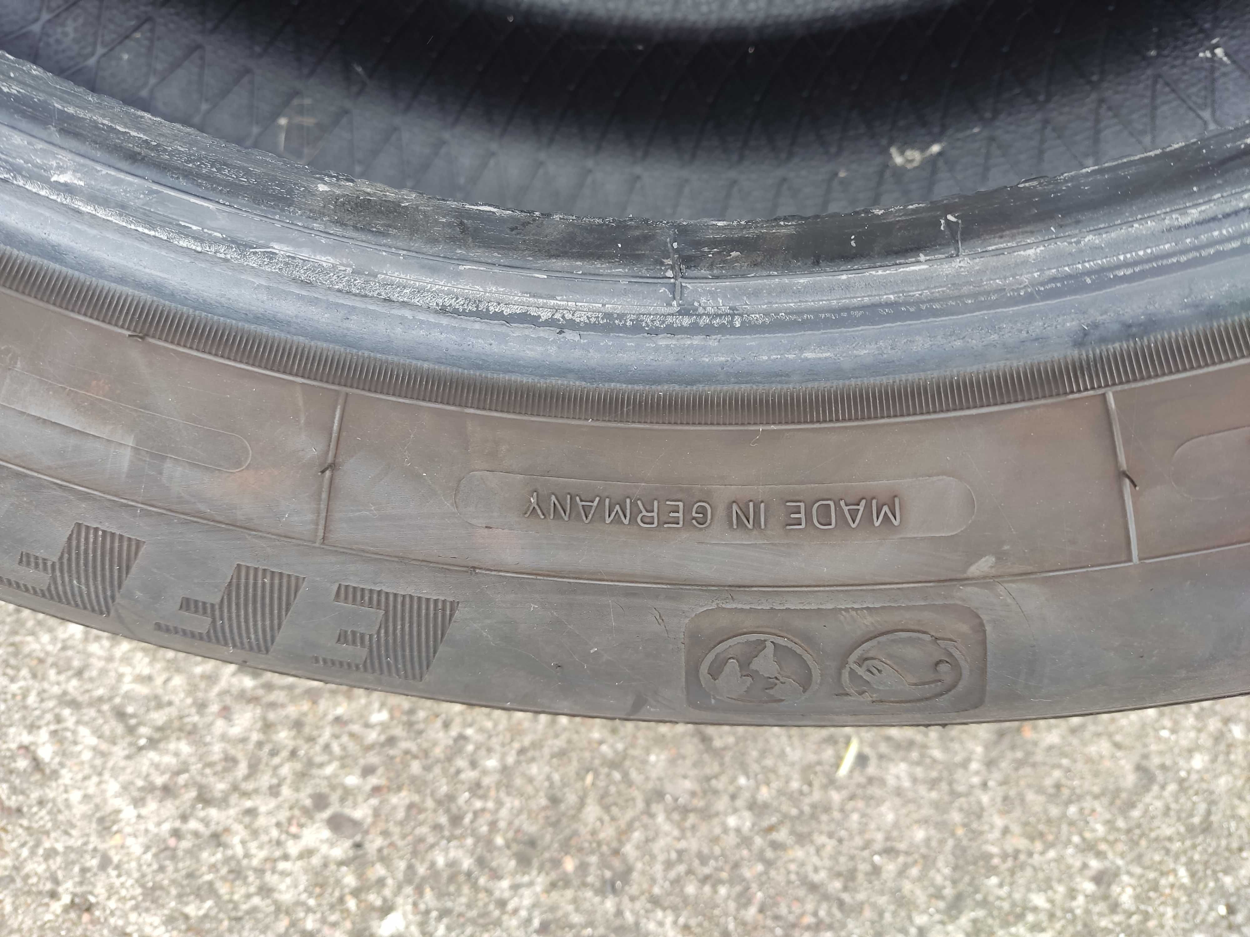Opony 215/60/17 Goodyear Efficientgrip  komplet SUV 4X4
