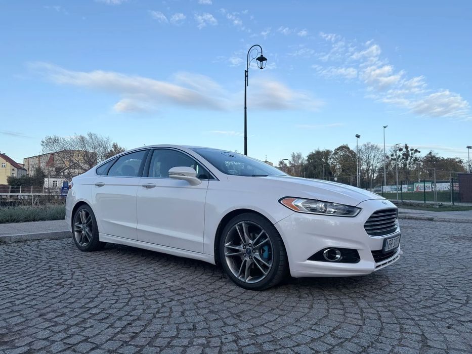 Ford Fusion Ford fusion 2.0 ecoboost 240 km