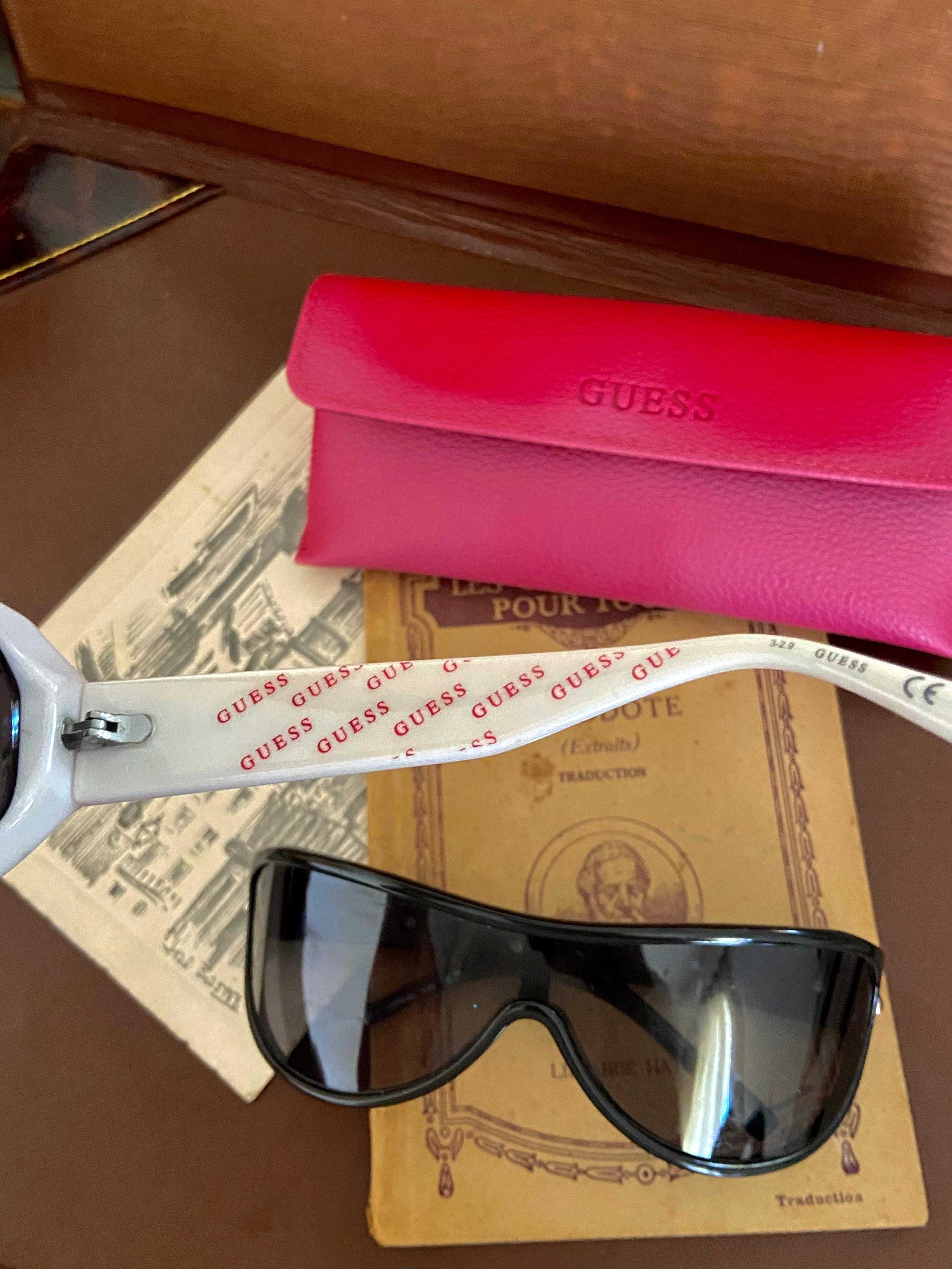 Lote de Óculos Guess e Alfred Dunhill de Sol Com Caixa