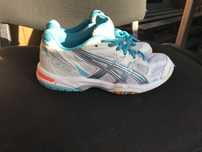 Кросівки красовкі ASICS стелька 22.5см