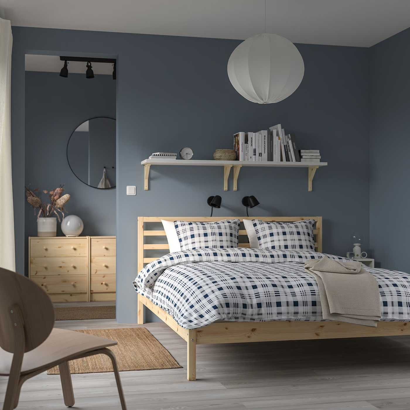Cama em madeira maciça 140 x 200 com estrado de ripas (colchão grátis)