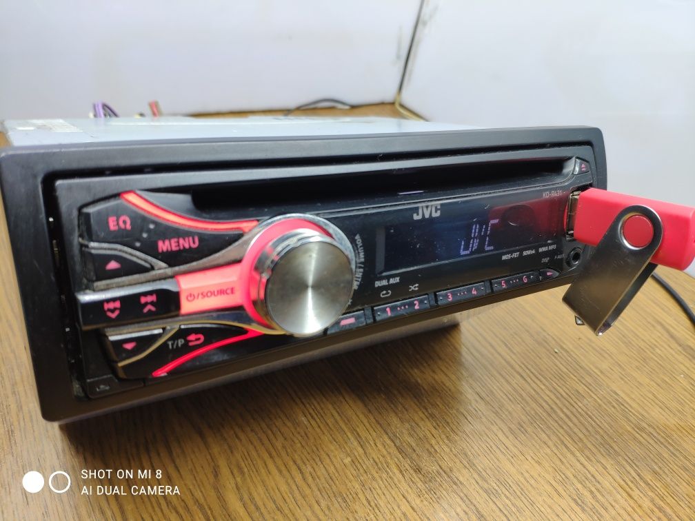 Автомагнітола JVC KD-R431 оригінал з Німеччини USB AUX FM RADIO MP3