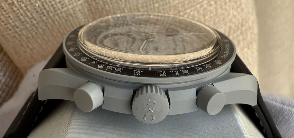 *NOVO* Omega x Swatch Speedmaster Mission to Earthphase (42mm)