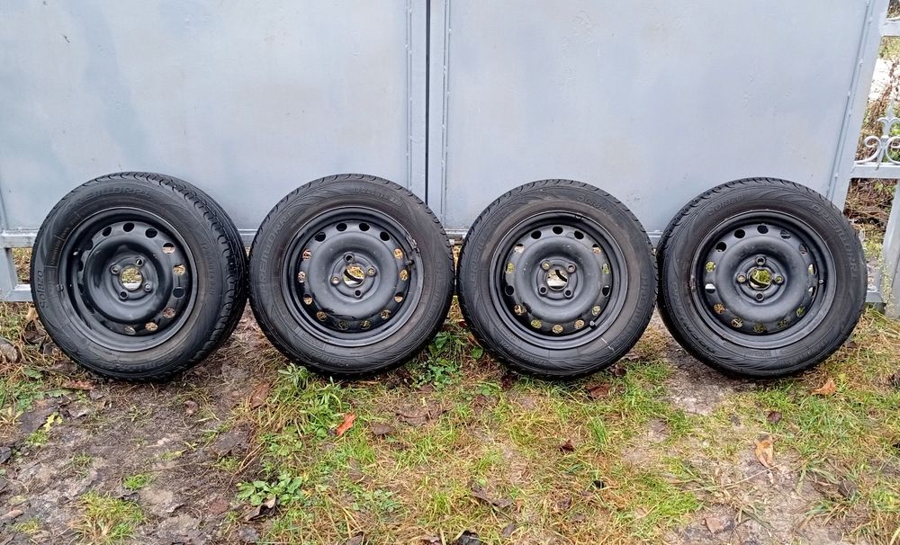 Колеса 14 диски з шинами. Літня гума