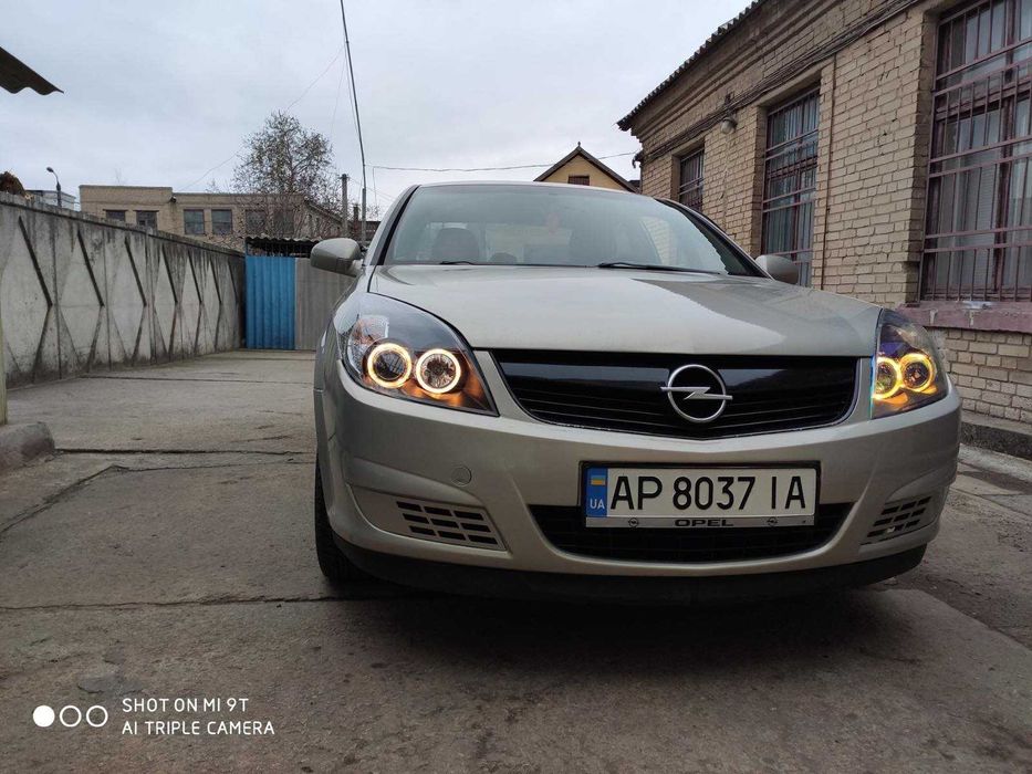 Передние фары фонари Opel Vectra C Опель Вектра Ц 02-05р LPOP33