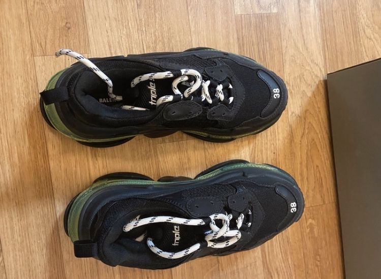Balenciaga Triple s sneaker 38