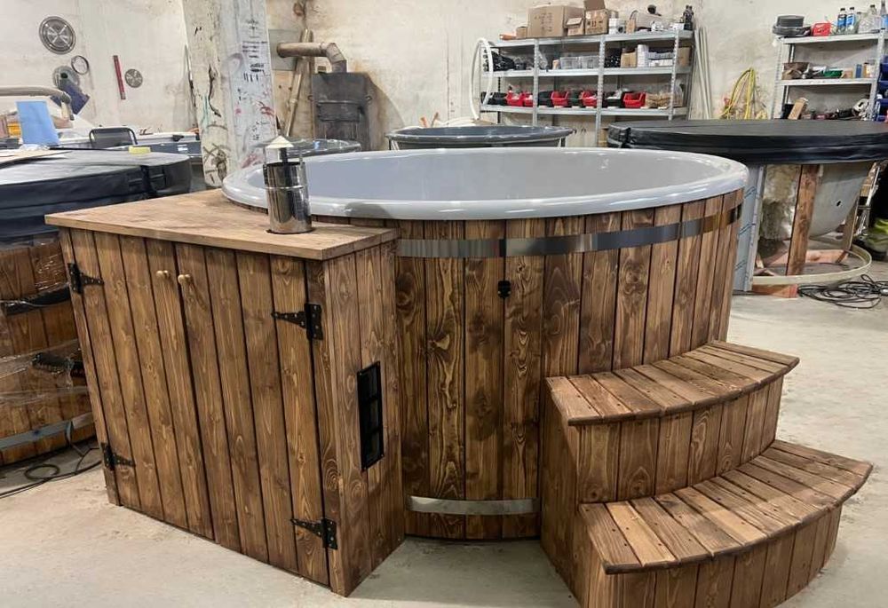 Balia ogrodowa z hydromasażem JACUZZI RUSKA BANIA