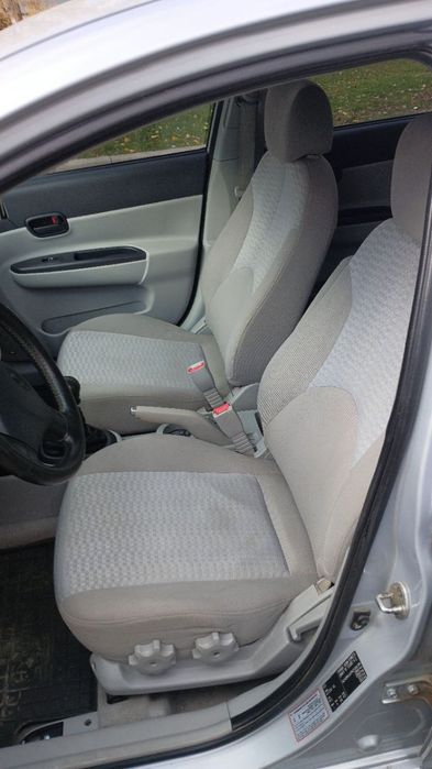 Продам машину Hyundai Accent