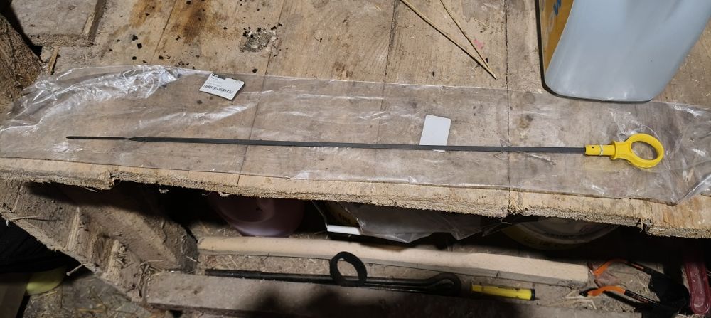 Щуп масла Мазда 5