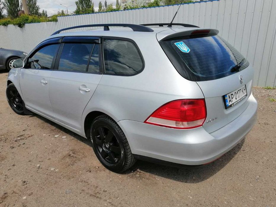Продам сімейне авто
