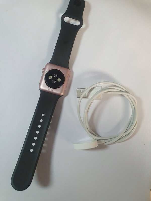 Smartwatch Apple Watch Series 6 40mm ładowarka Różowy