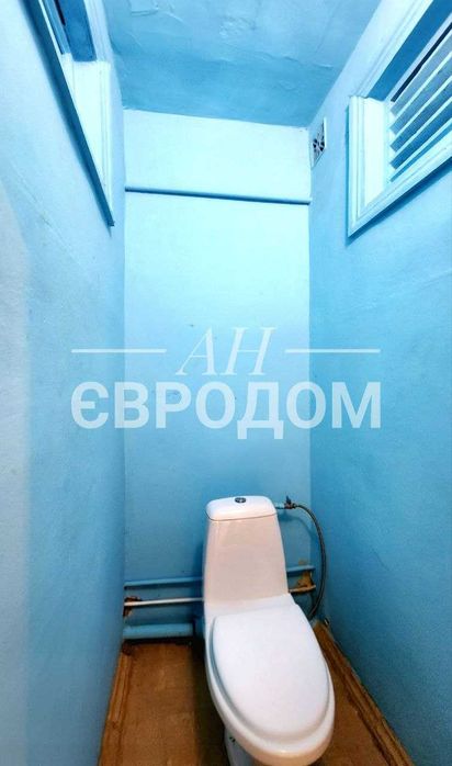 Продається затишна 1-к квартира біля метро Ботанічний сад