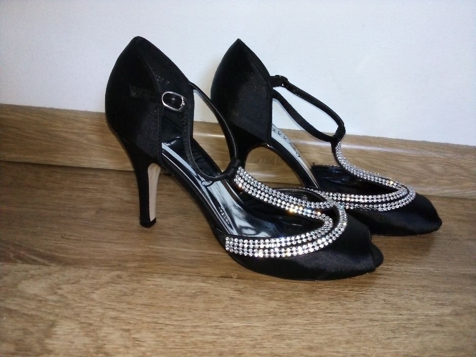 buty zdobione 8cm