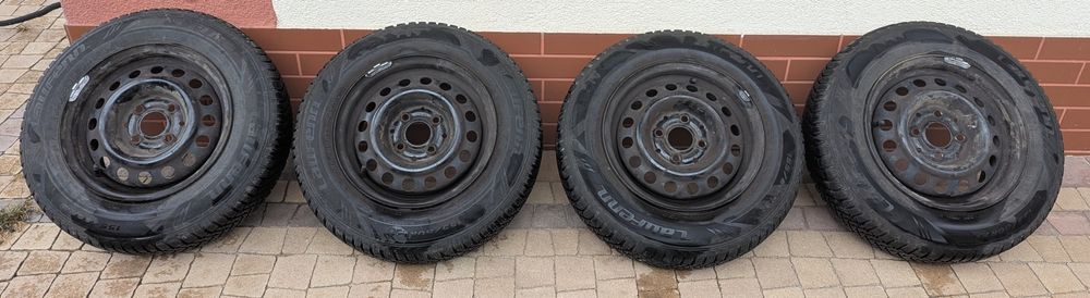 Laufenn 155/80 R13 - zimowe opony (z felgami)