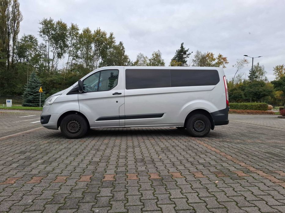 Wynajem Busa 9 osób *** Ford Transit Custom *** Long ***