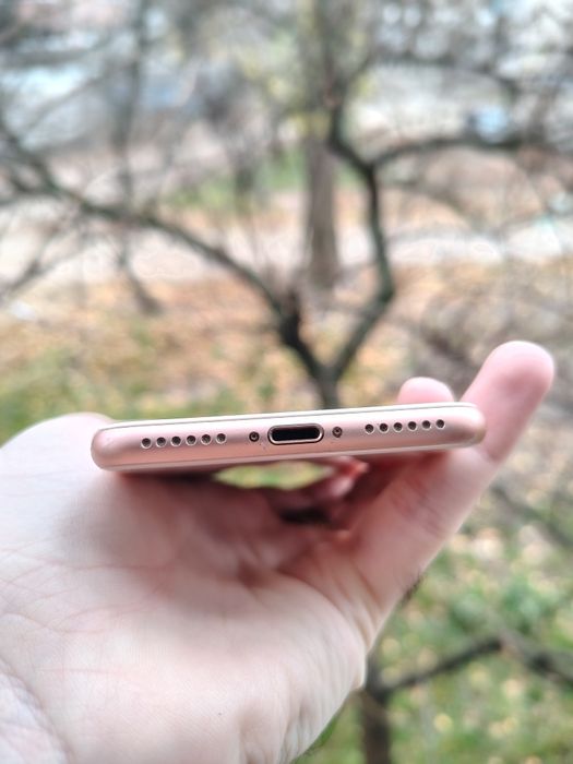 iPhone 8 64gb Rose gold