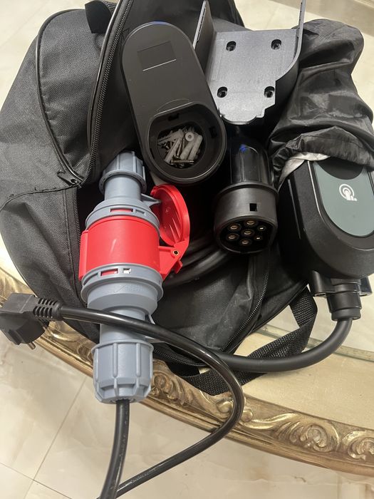 Зарядка для автомобіля