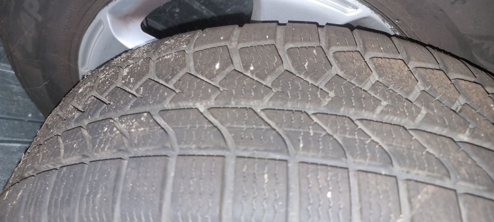 Komplet kół zimowych  205/60/16 5x112  zimowe opony stan bdb 2024r