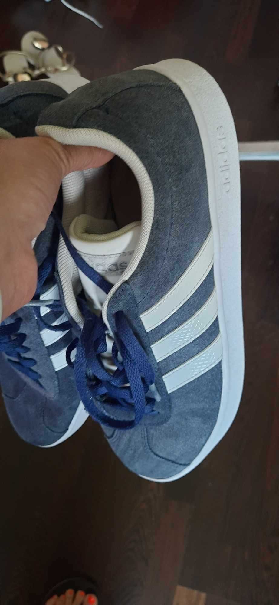 Snickersy Adidas r.38