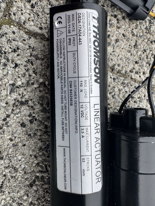 Siłownik Elektryczny New Holland CX TC CSX CR FR nowy oryginał