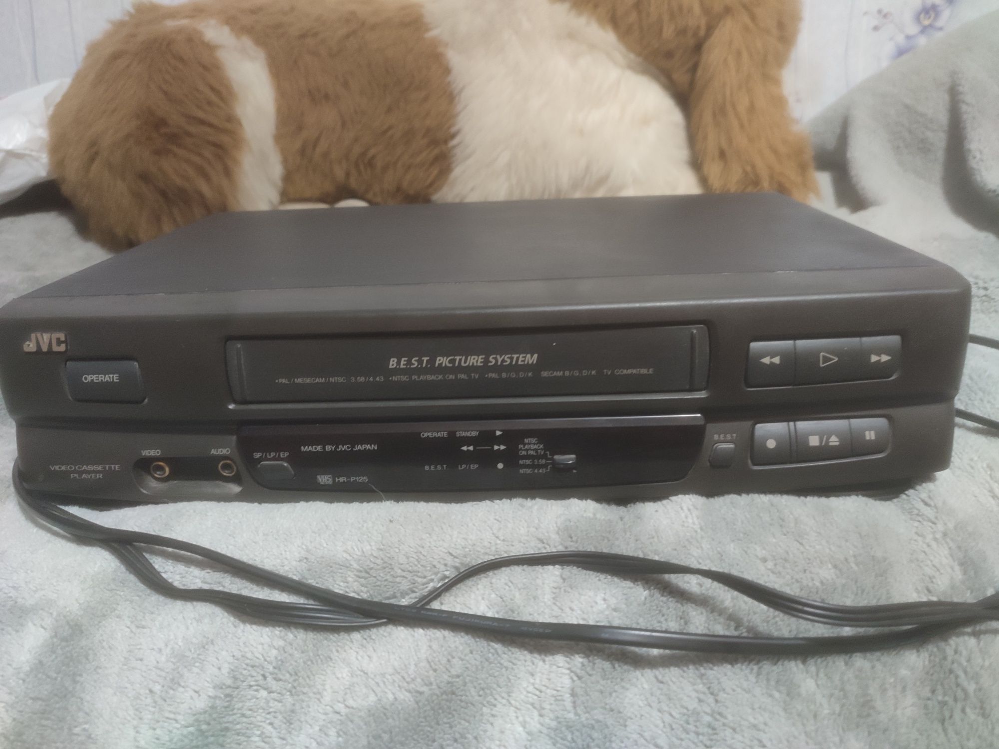 Продам video cassette player JVC