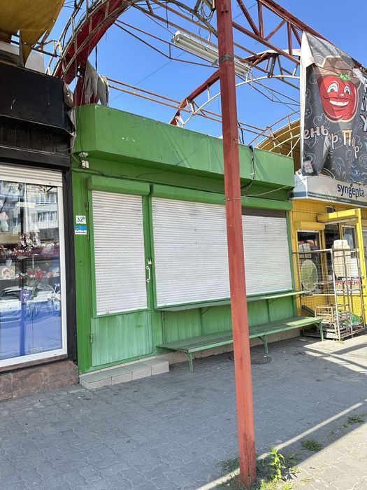 Оренда магазину на Варшавському ринку