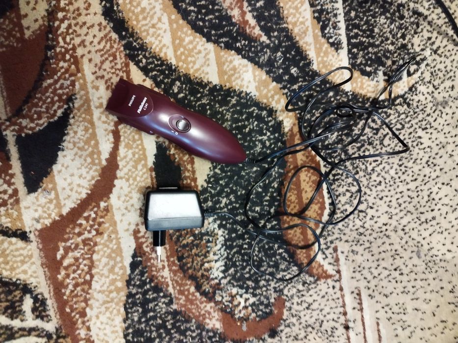 Maszynka Philips C241