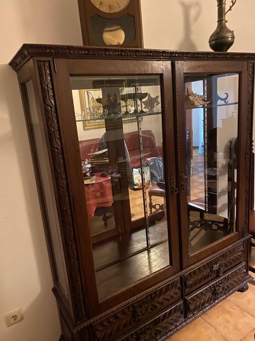 Vendo cristaleira Barato