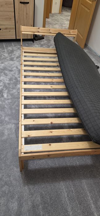 Łóżko Jysk 90 X 200 z materacem - 2 sztuki