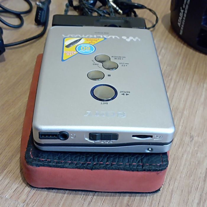 Топовый кассетный плеер SONY WM EX610 Как новый! Раритет!