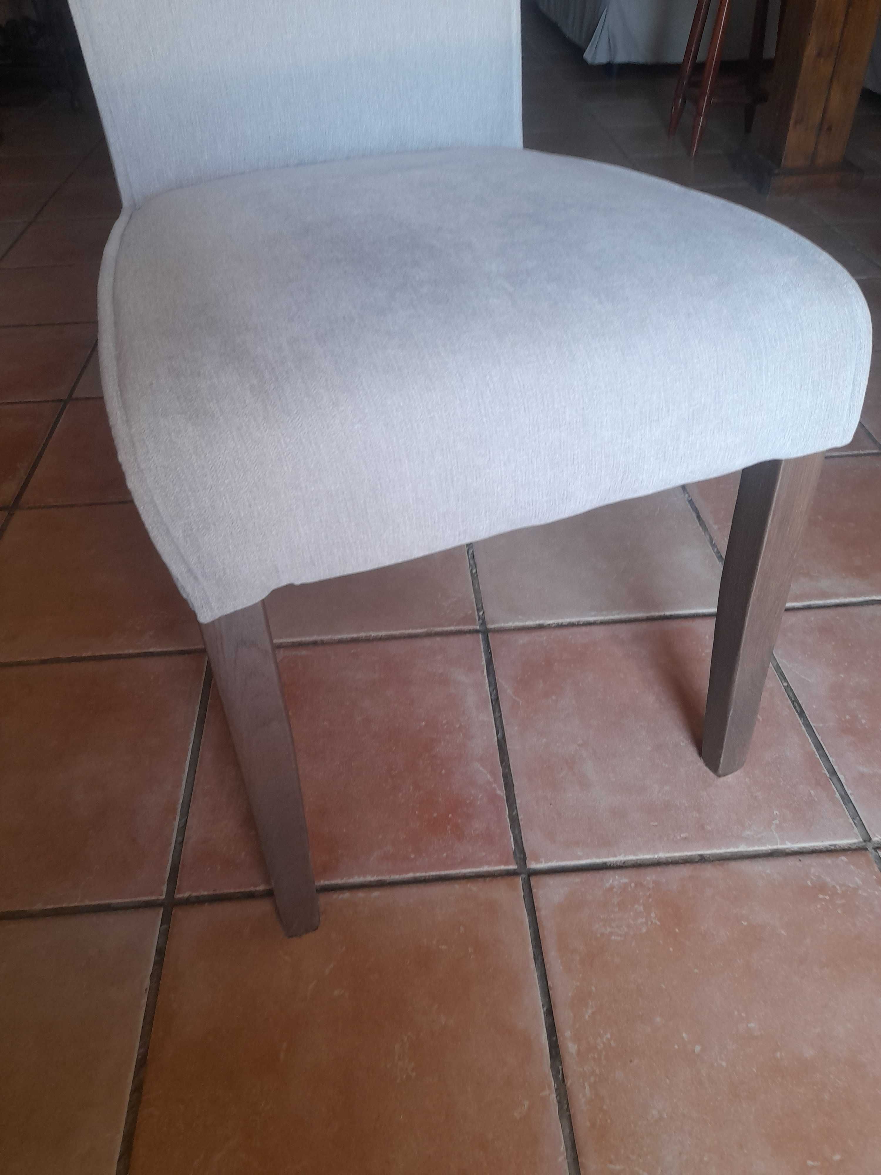 6 cadeiras de sala em tecido cinzento claro novas