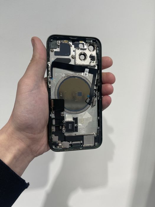 Оригінальний корпус для iPhone 13 Green