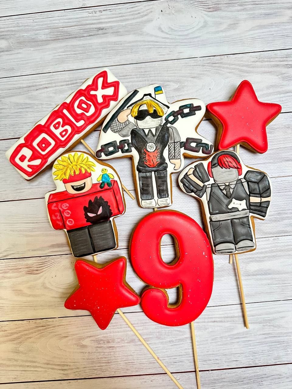 Пряники Roblox. Пряники Among us. Пряники медові.