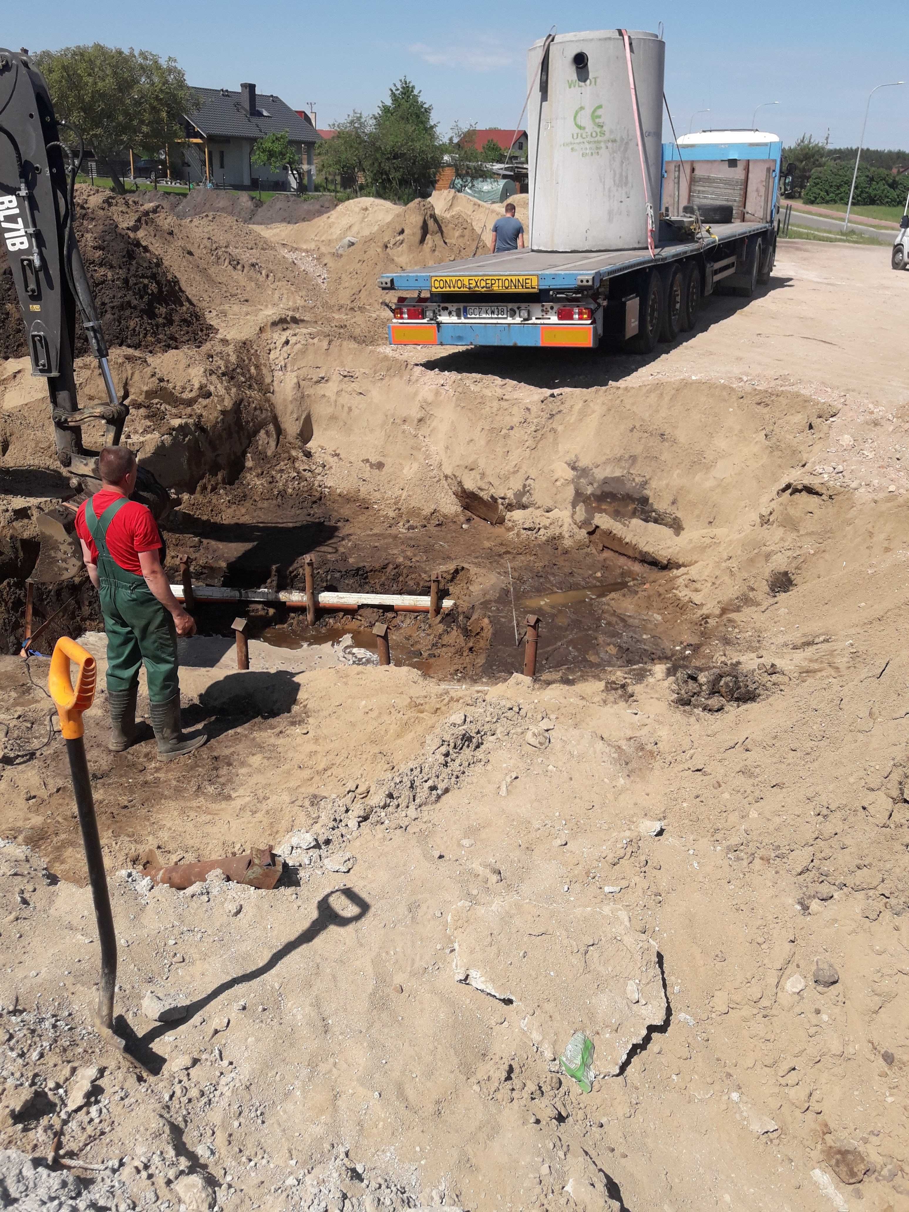 TECHMAR - Prace ziemne. Prace hydrauliczne Wyburzanie i rozbiórka.