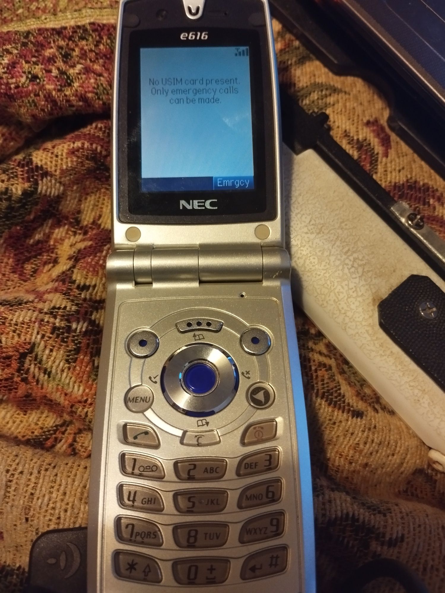 Телефоны мобильные NEC,  Nokia microsoft,  рабочие и не